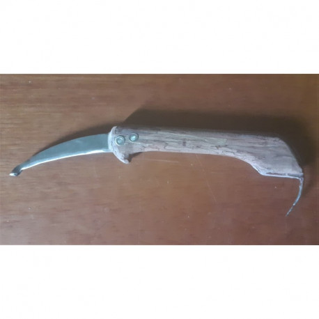 Gaff with knife, wooden handle
